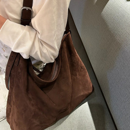 New Autumnwinter Womens Single-shoulder Bag Made From Premium First-layer Cowhide With A Matte Finish